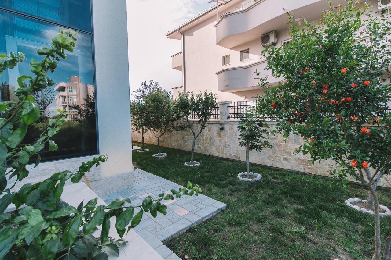 Miami Apartments 乌尔齐尼 外观 照片